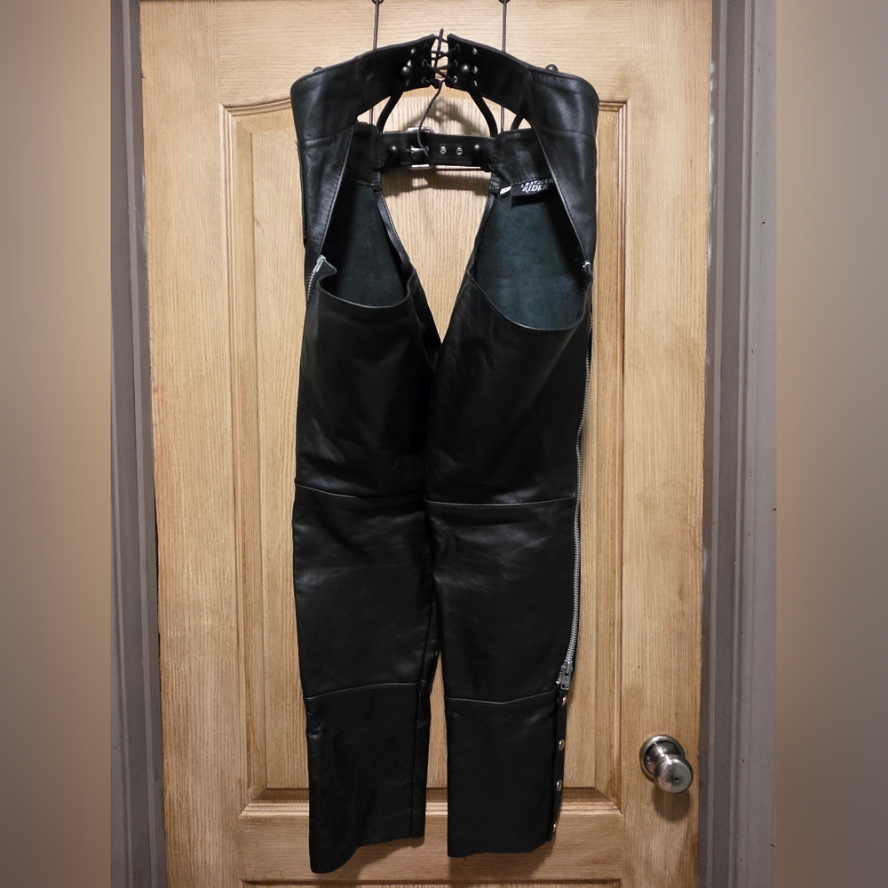 CHAPS Riders by Lee Black Leather